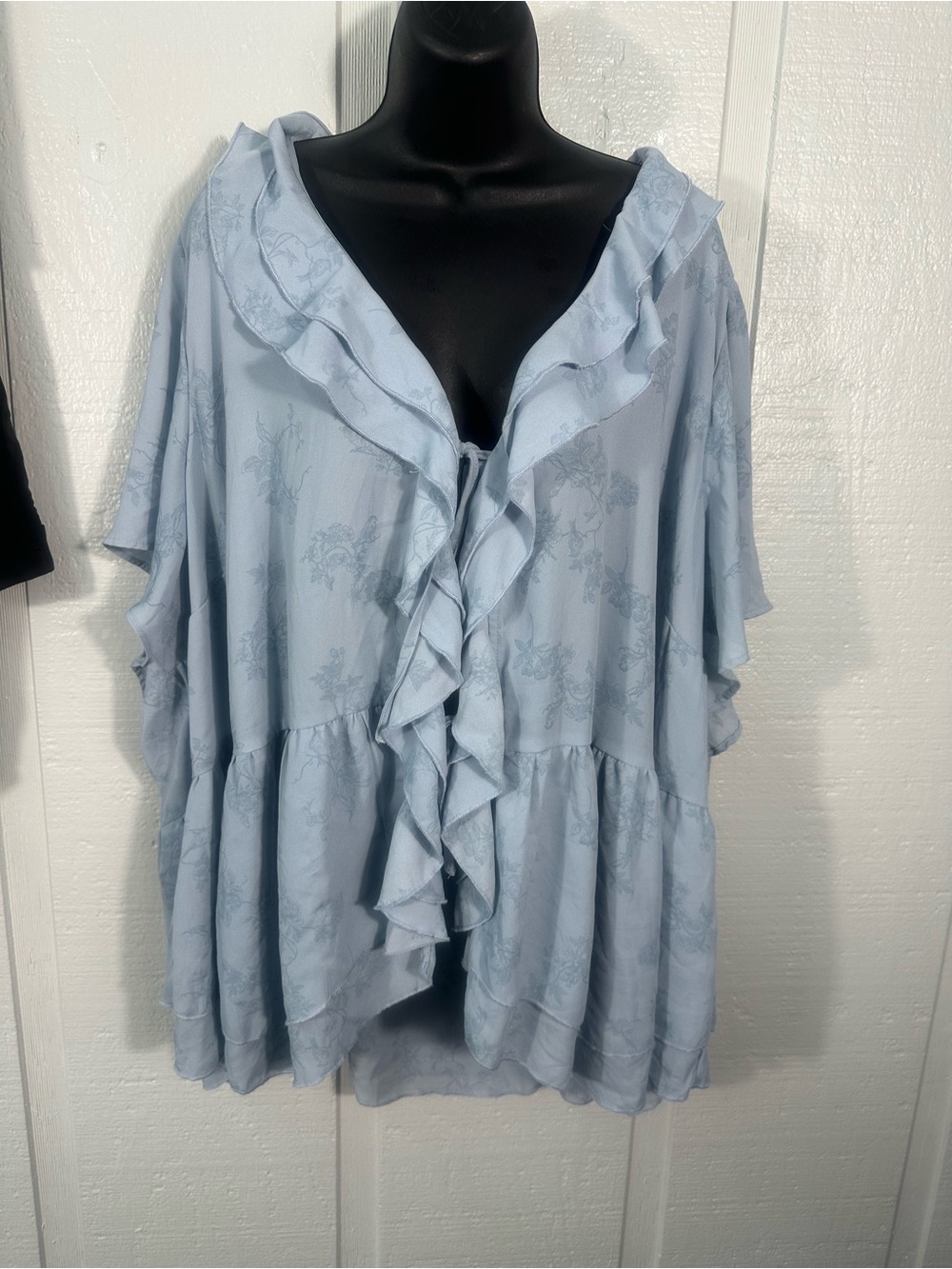 Torrid Blue Short Sleeve Tie Front Top Size 5 EUC